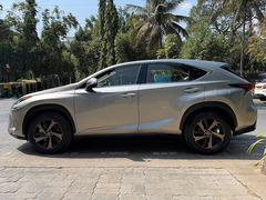 Lexus NX 300h Luxury Crossover - 2019 Model - Excellent Condition - 5